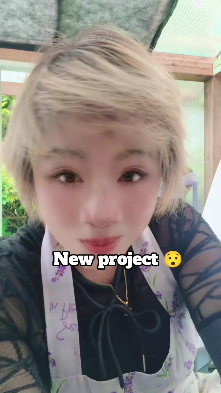 @Ann แอ้