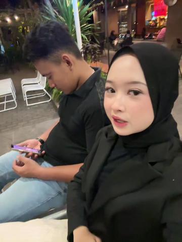 @yantoo & yantii 🫰🏻