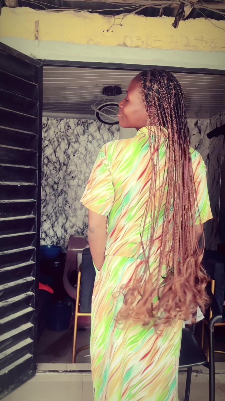 @hairstylist 💇♀️ at iyanera