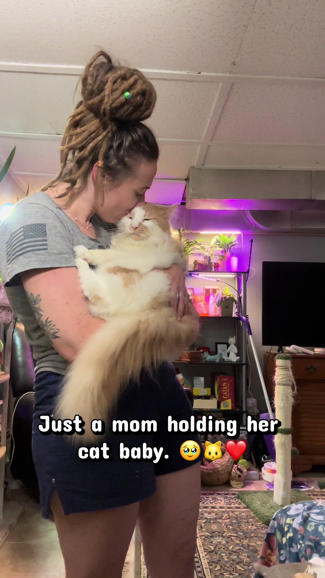@oakleyhugs
