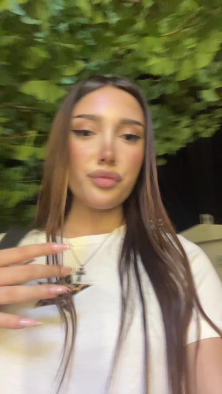 @imheliyaw
