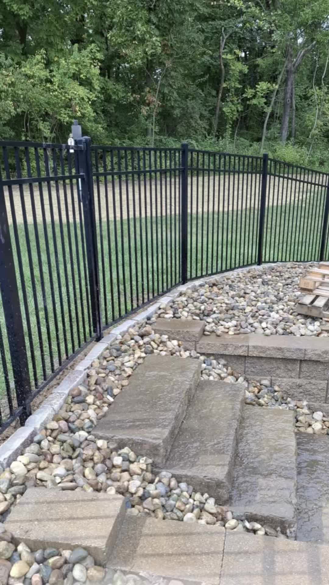 @Elite Lawncare & Outdoors