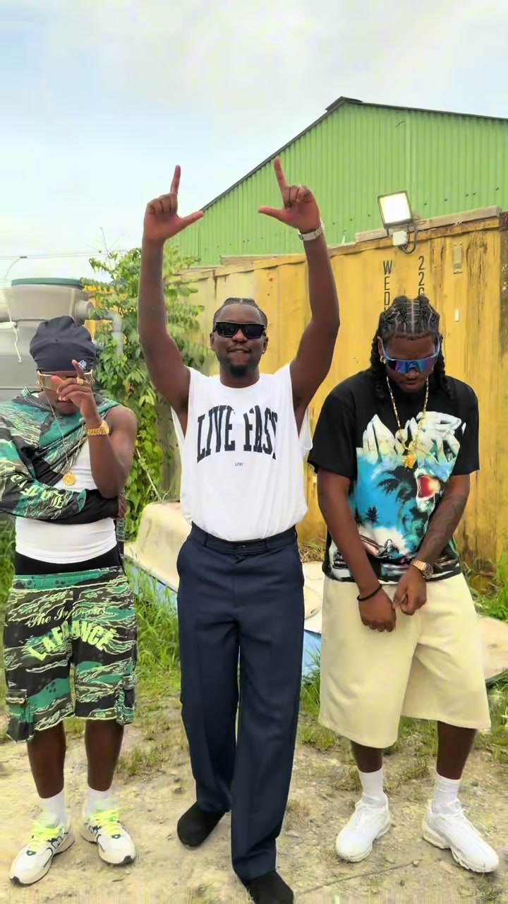 @Guy2Bezbarofficial