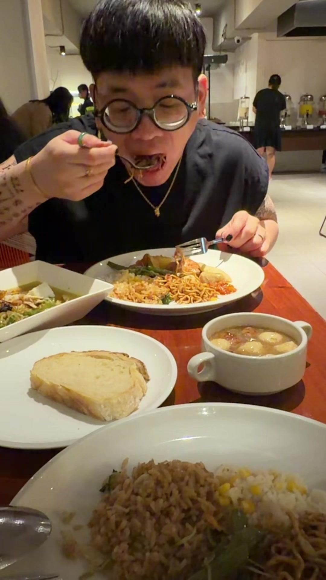@Aku Makan Yah