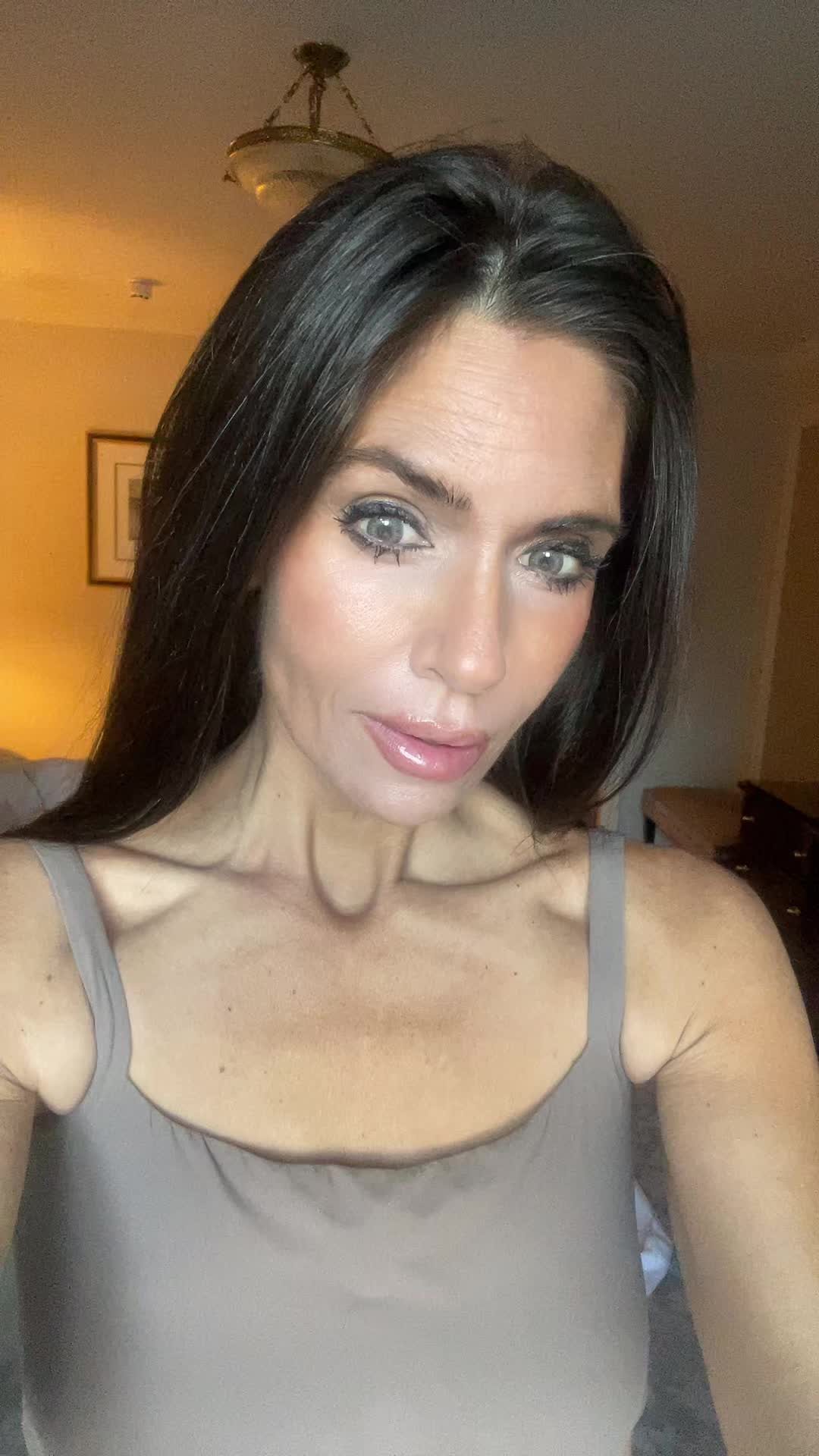 @Rebekah Rossi