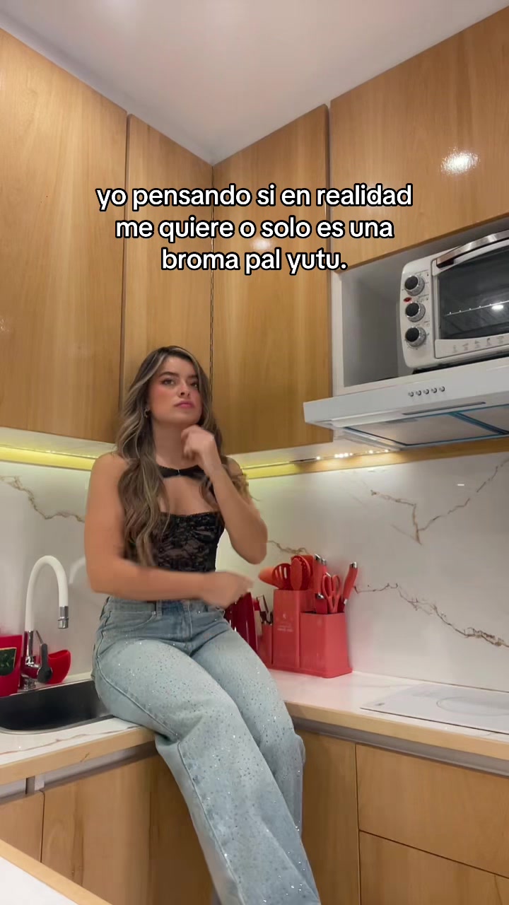 @Latinblonde