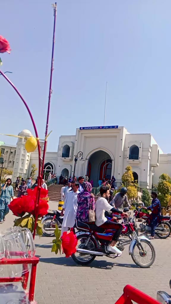@Bahar Jani Jani
