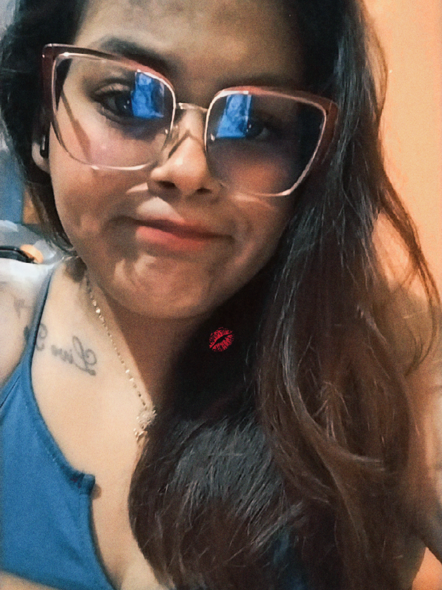 @✨🦋Yesi Salinas🦋✨