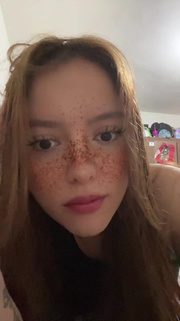 @Karla Fernanda Sigue