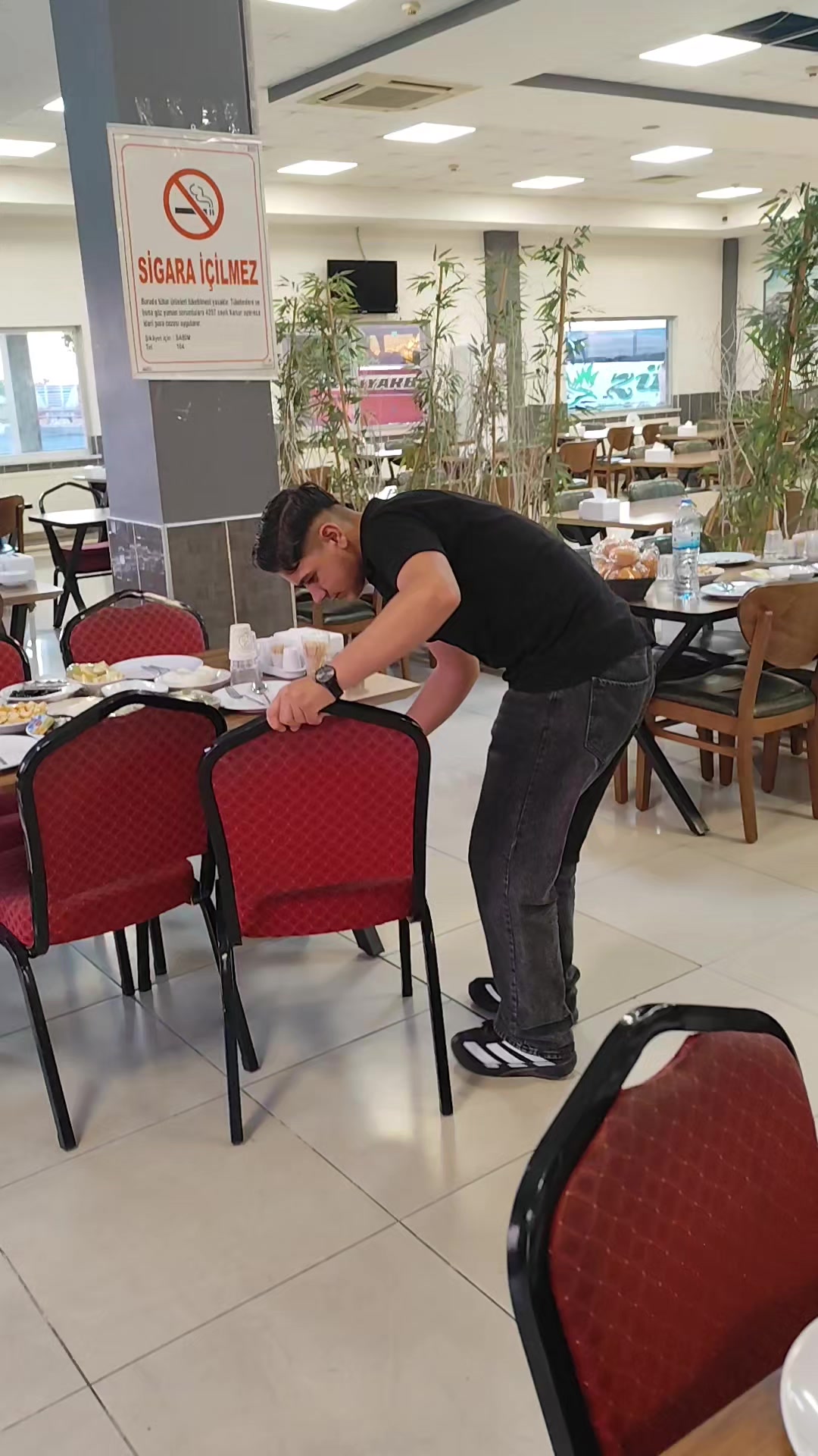 @şef Ayhan Gunes