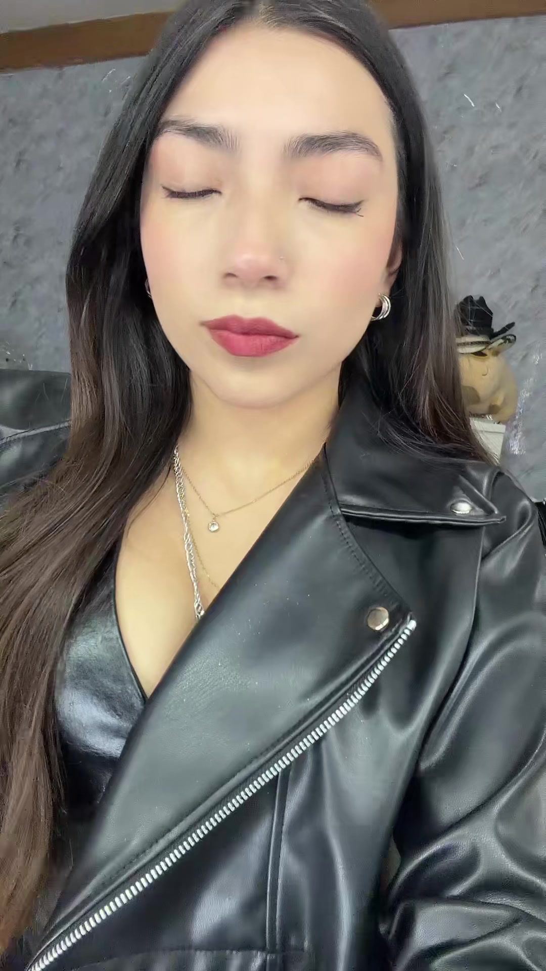 @𝐀𝐋𝐄 🍁