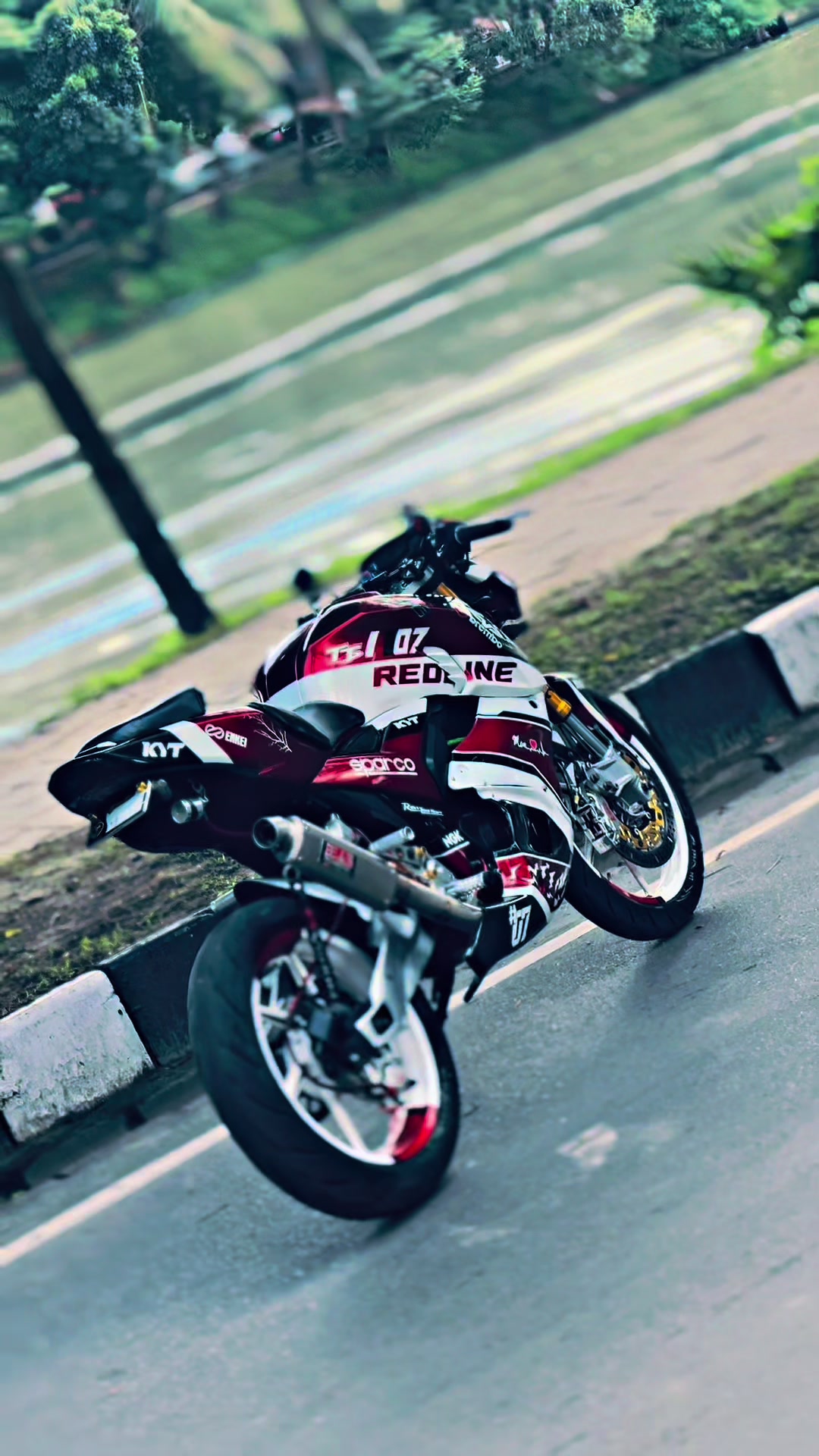 @🍬4v NI LO Y🐍