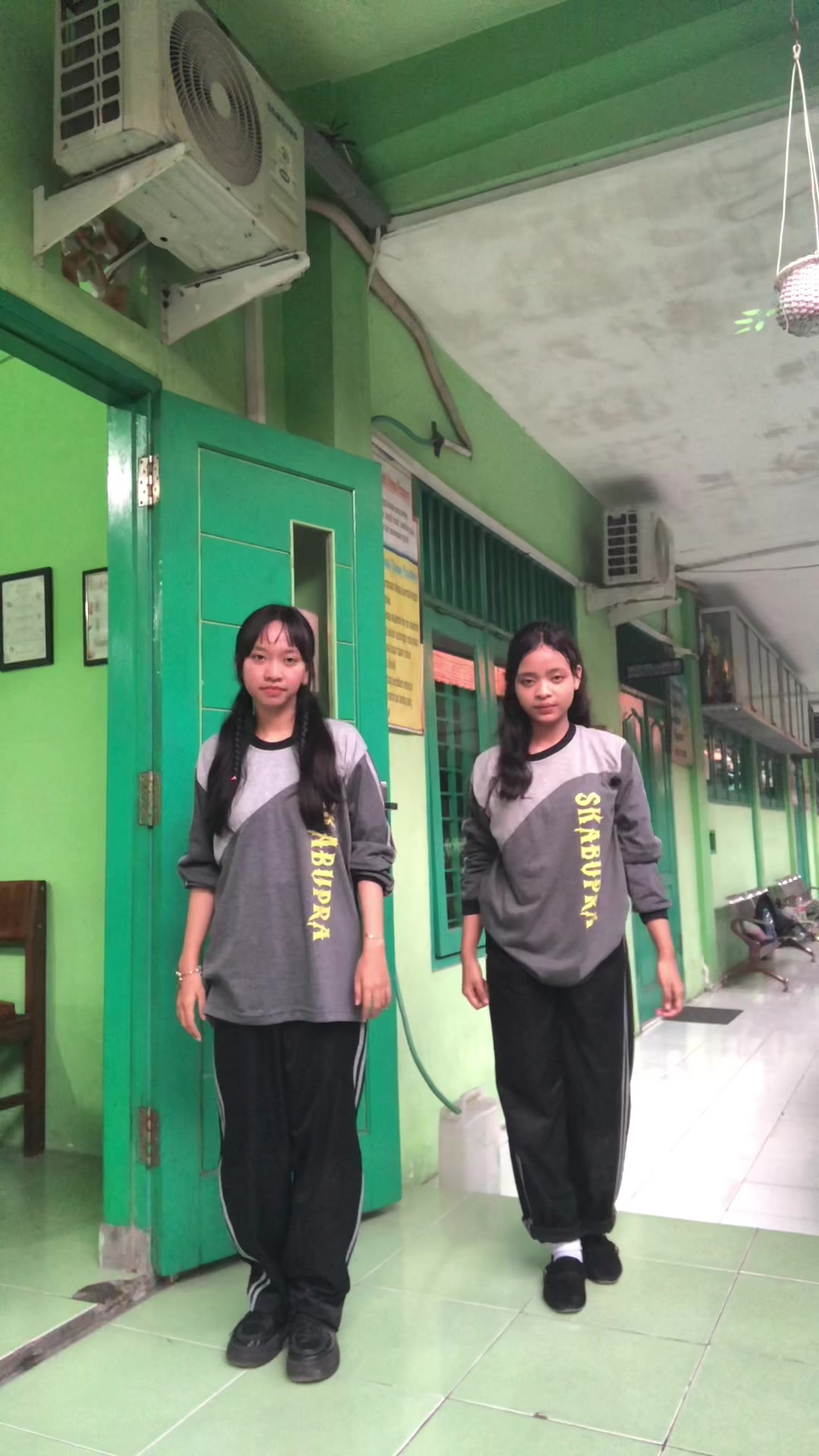 @prilled_f