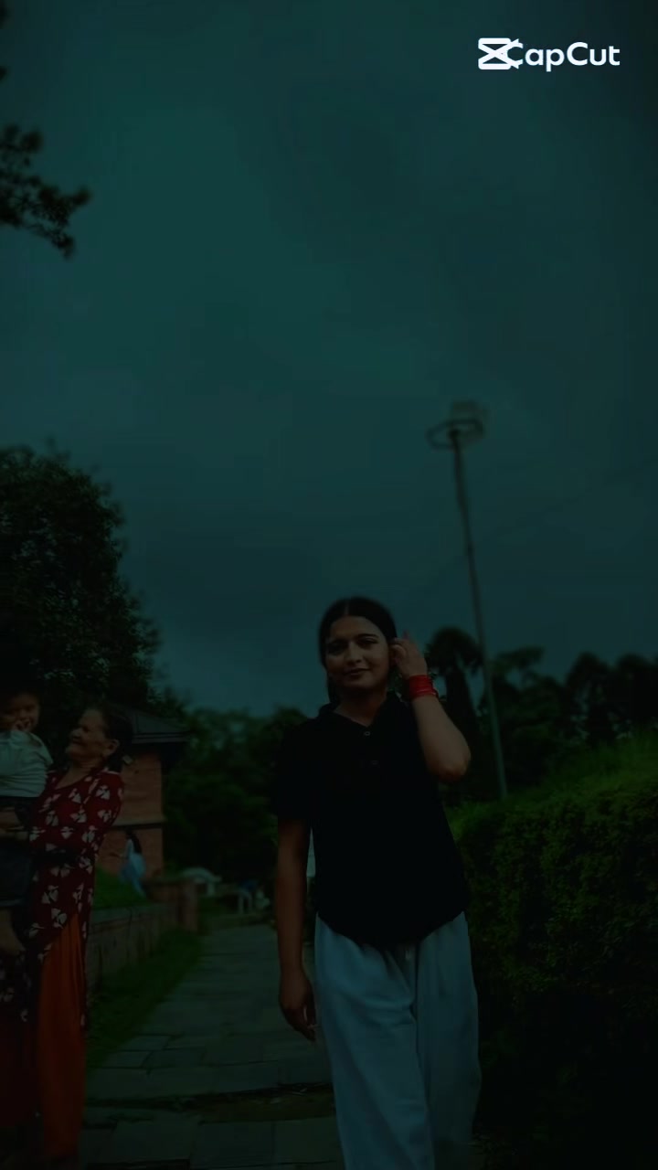 @Miss khadka❣️
