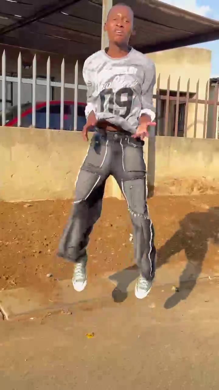 @Fefe Masigo🇿🇦