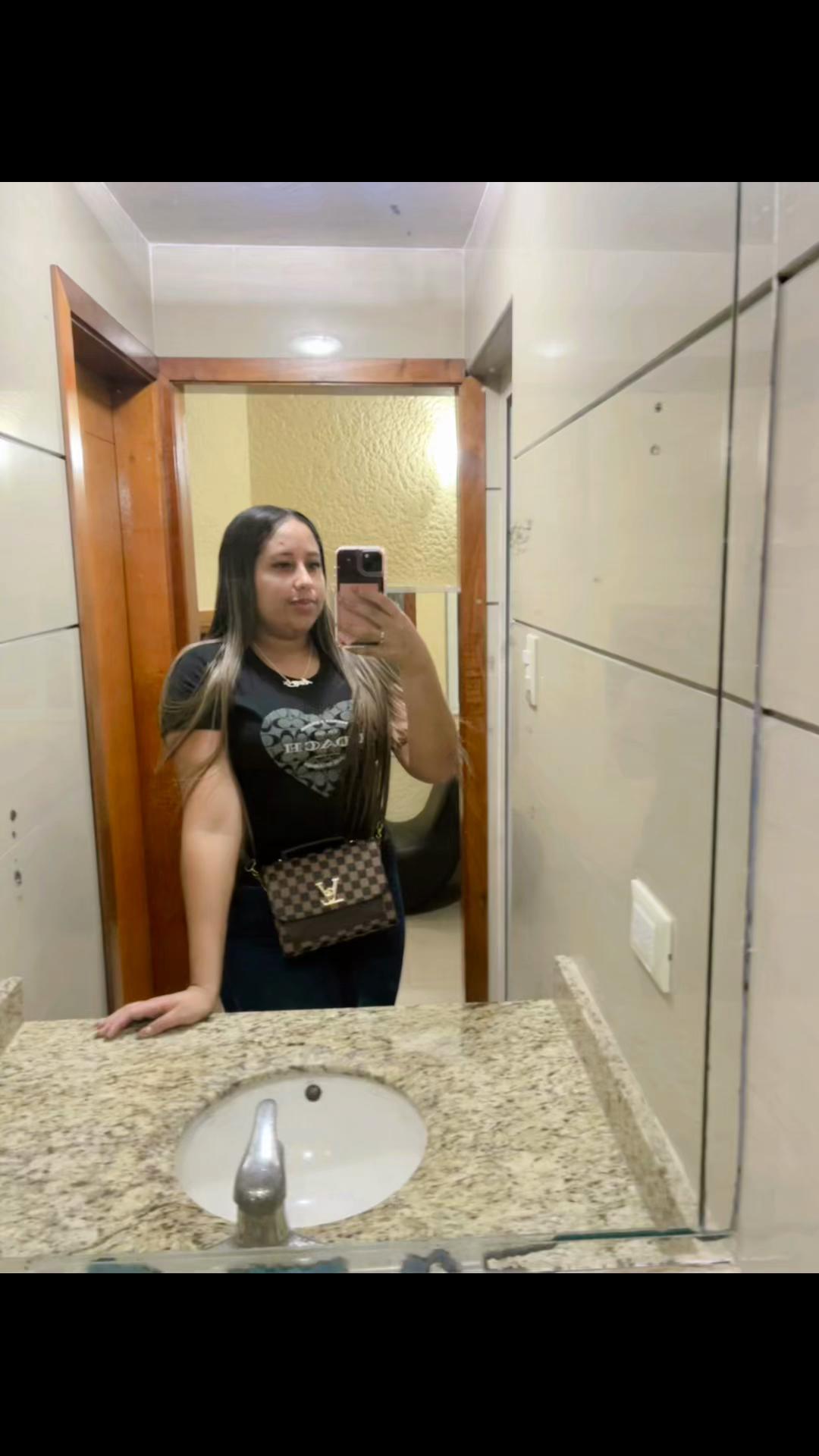@Alejandra Carpio