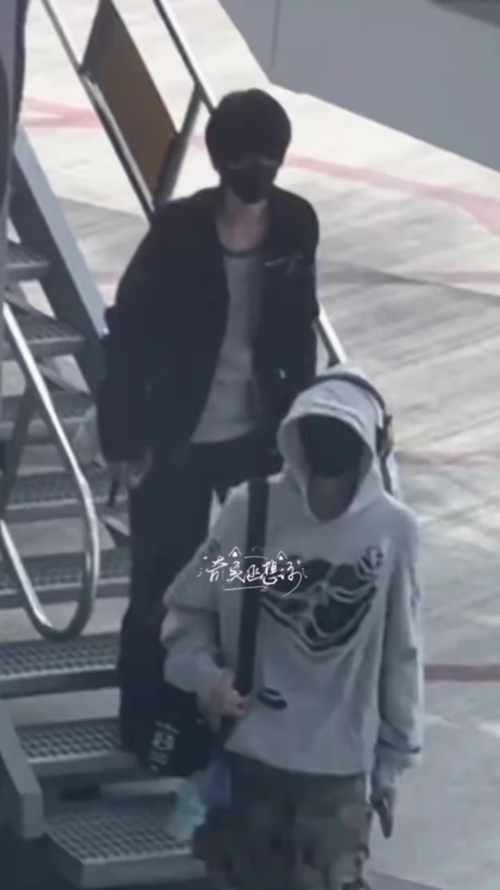 @奇奇|•Qihan𝜗ৎ