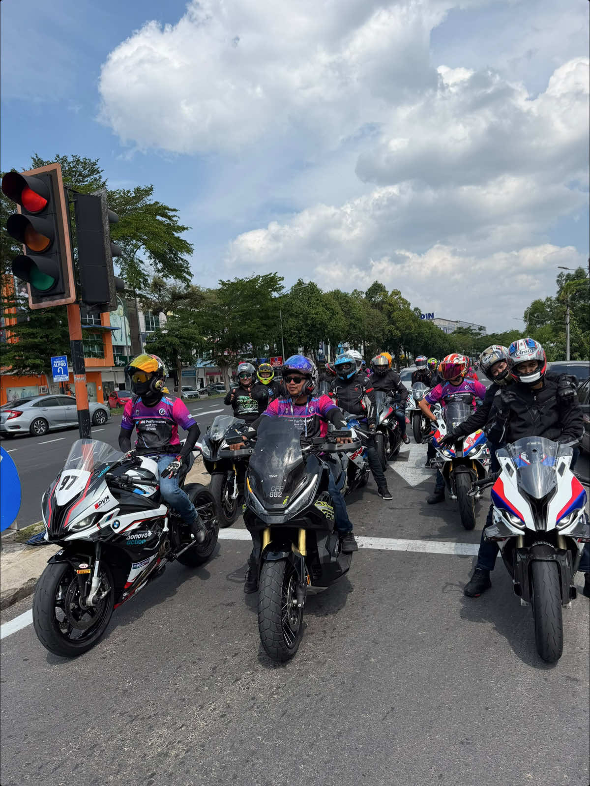 @🐝🦋Ina_Mdm Pillion🦋🐞
