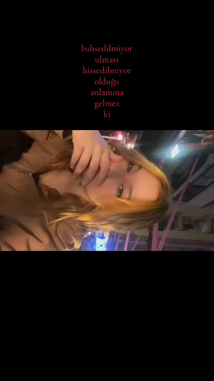 @Selena