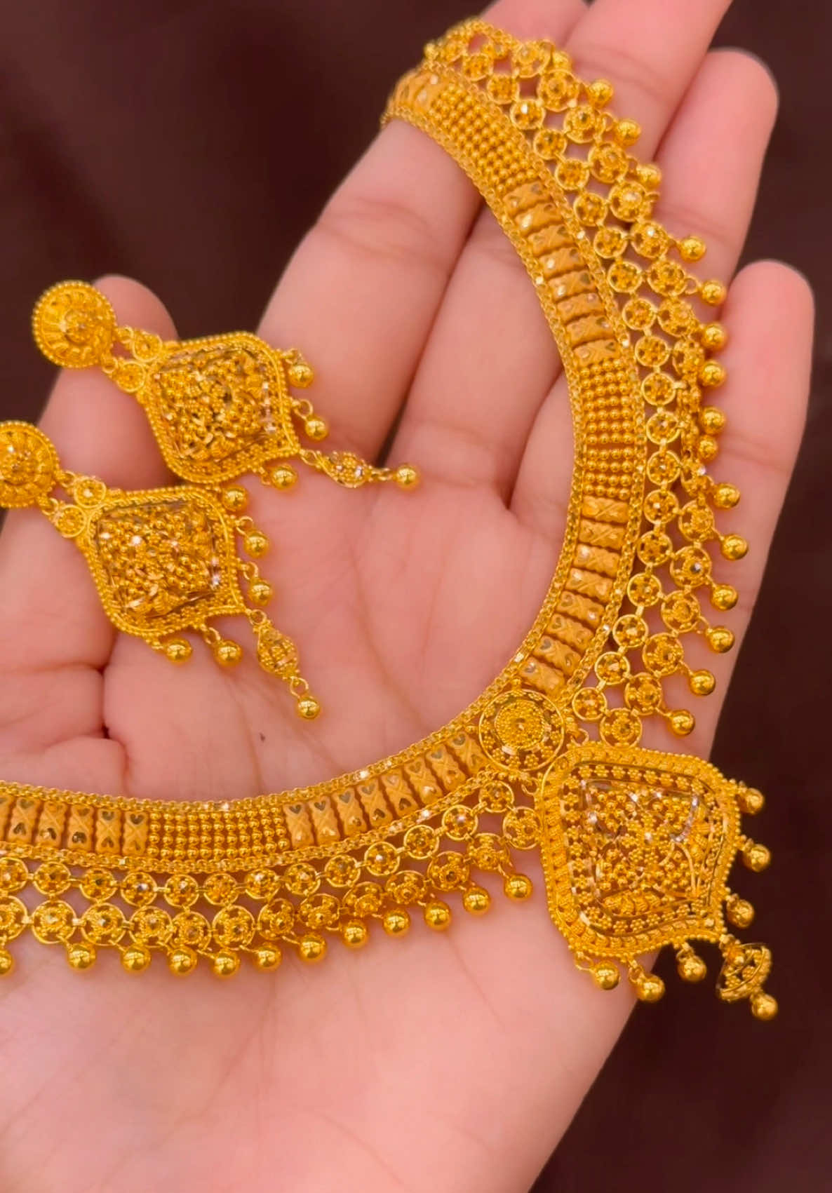 @Royal Dubai jewellers