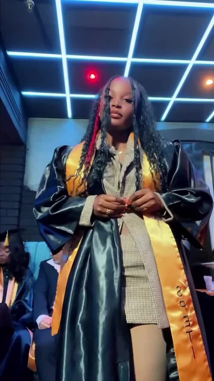 @🎀Miriam👅Blessy🦋🇺🇬🇦🇪