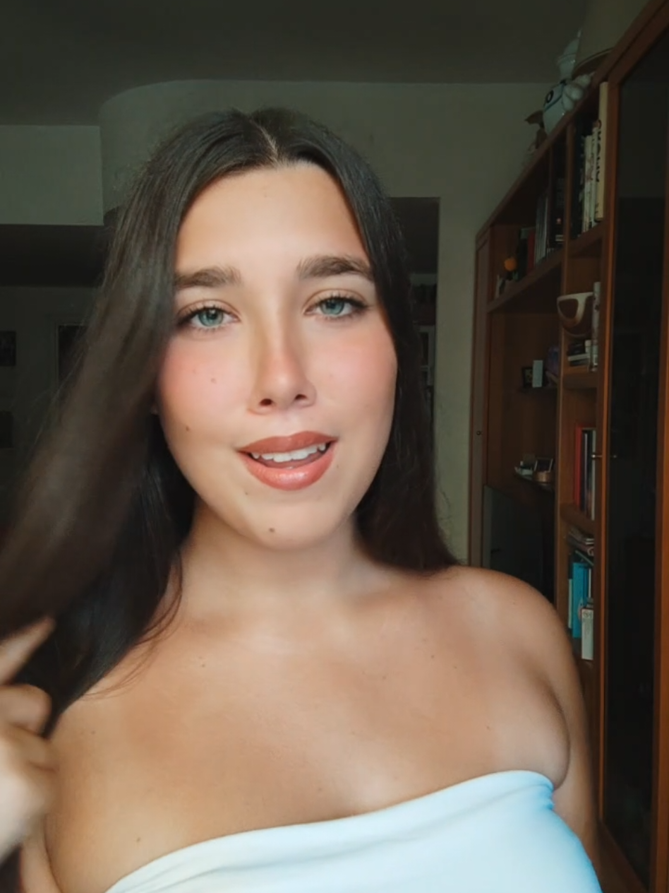 @_Sofia_