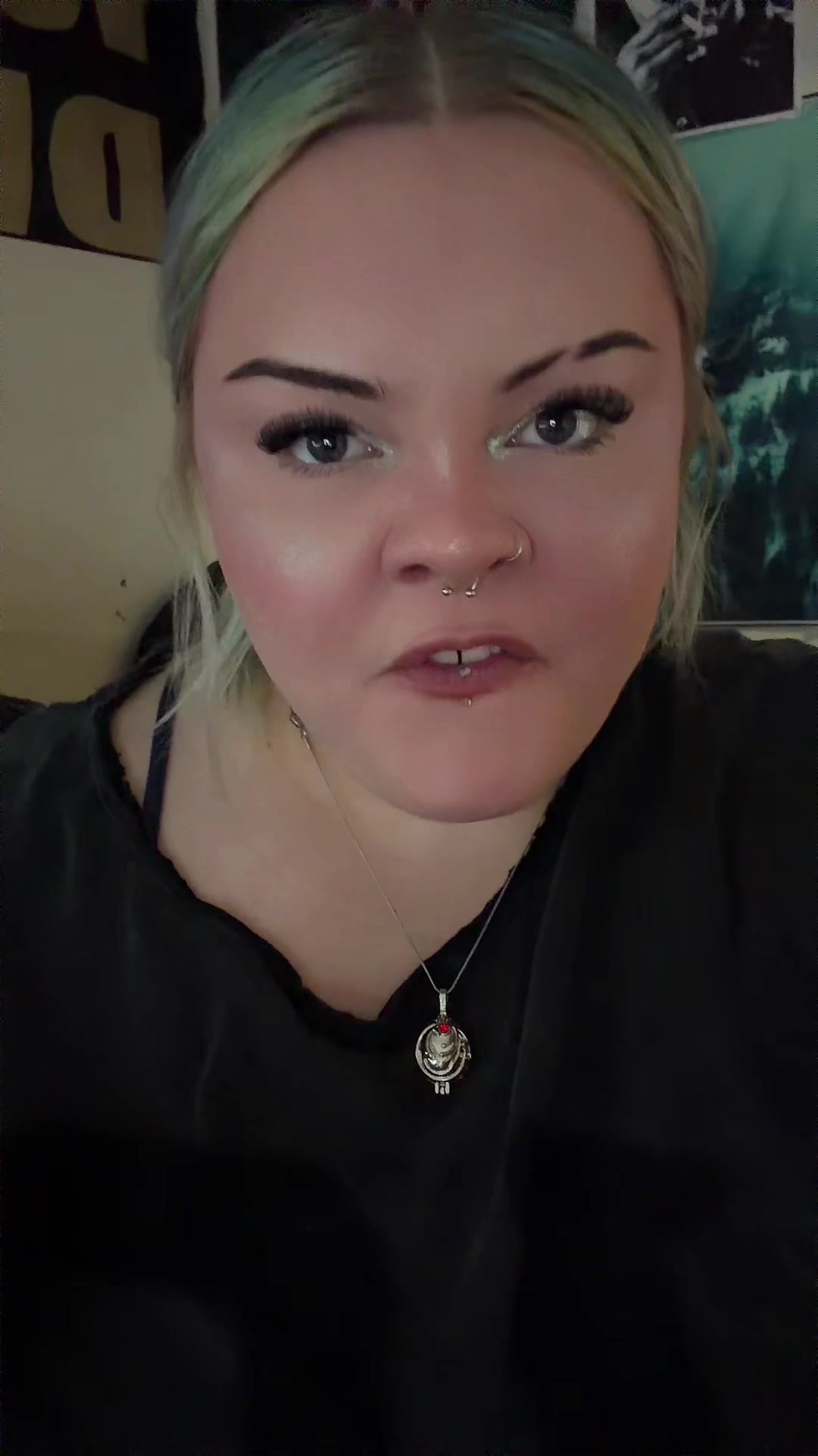 @Meganlove777