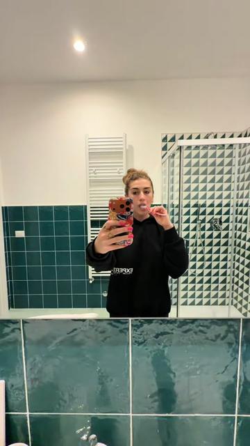 @elenameriii