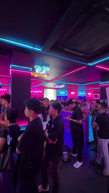 @PARTY PURPLE