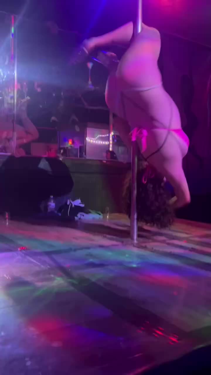 @justinebisping
