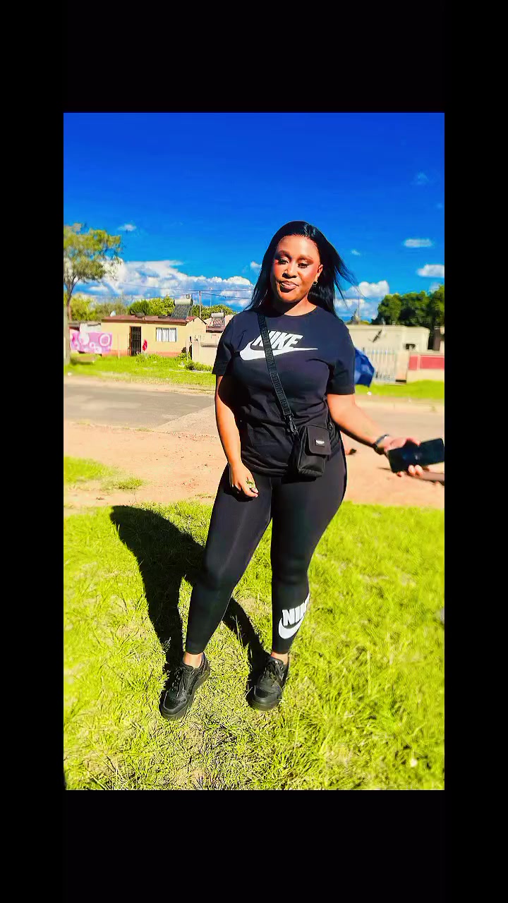 @Enhle Samantha
