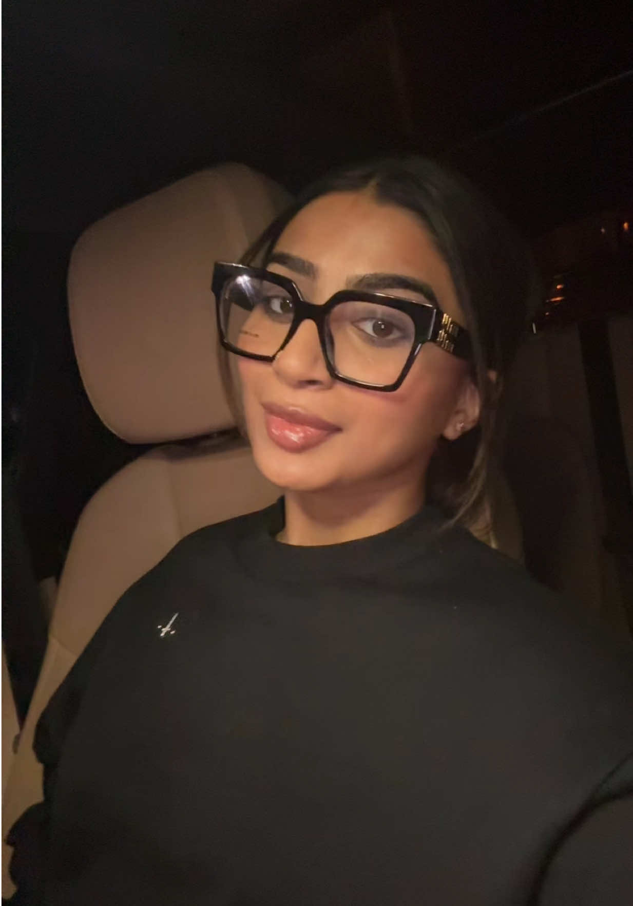 @aksh