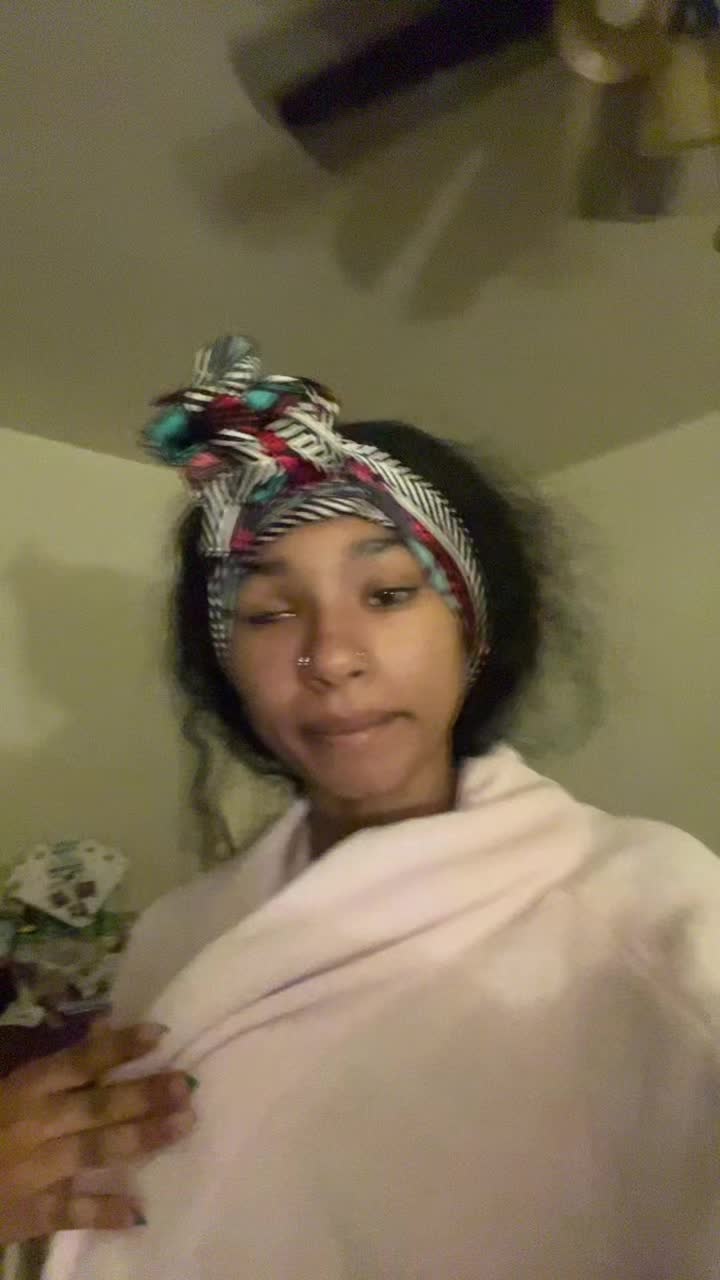 @️