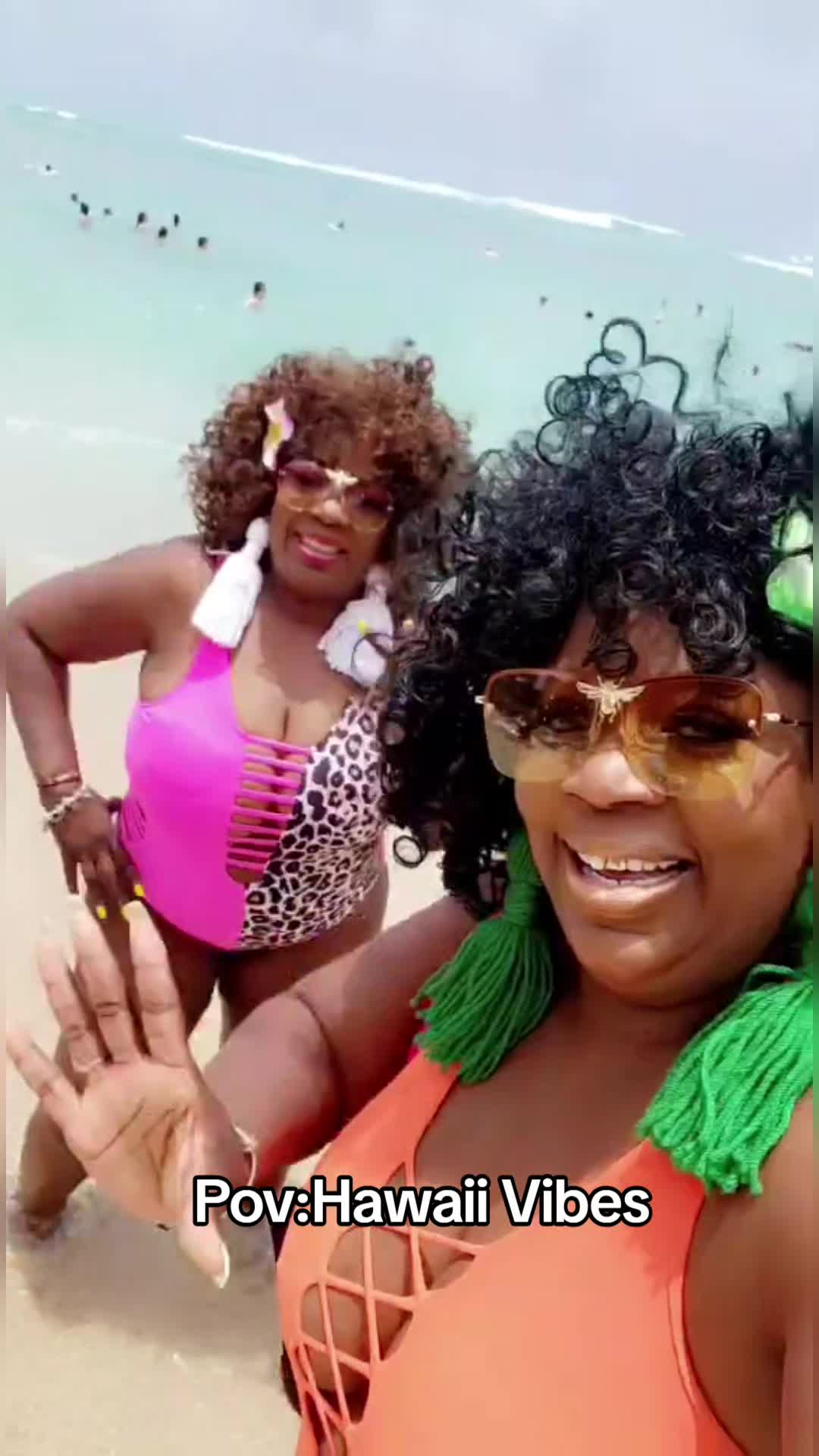@ThickSexyTwin