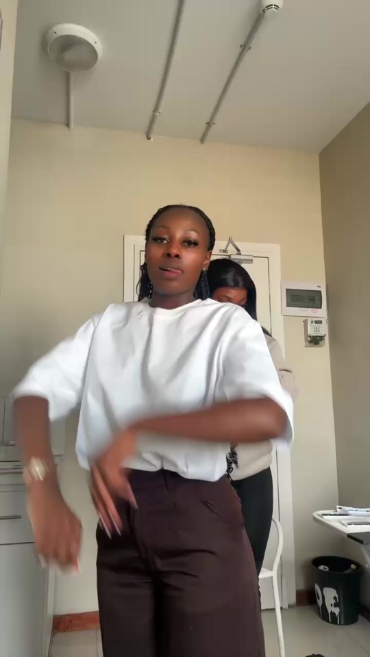 @MaDladlaᥫ᭡