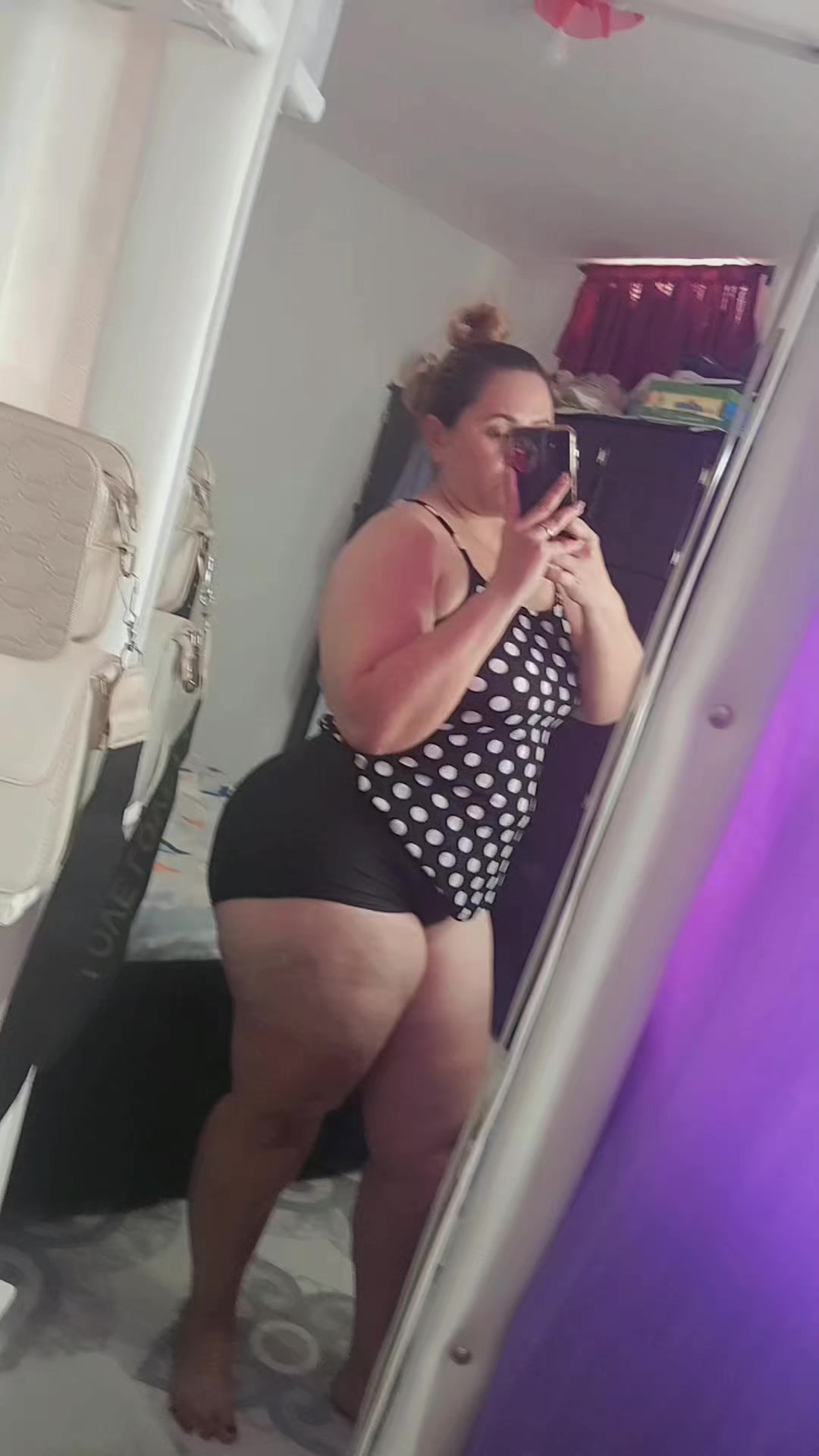 @🦋