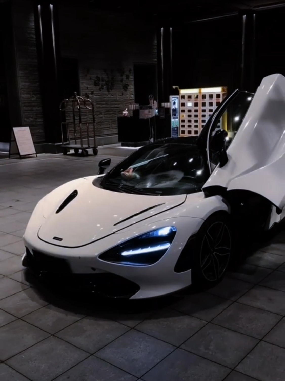 @Huang Cars