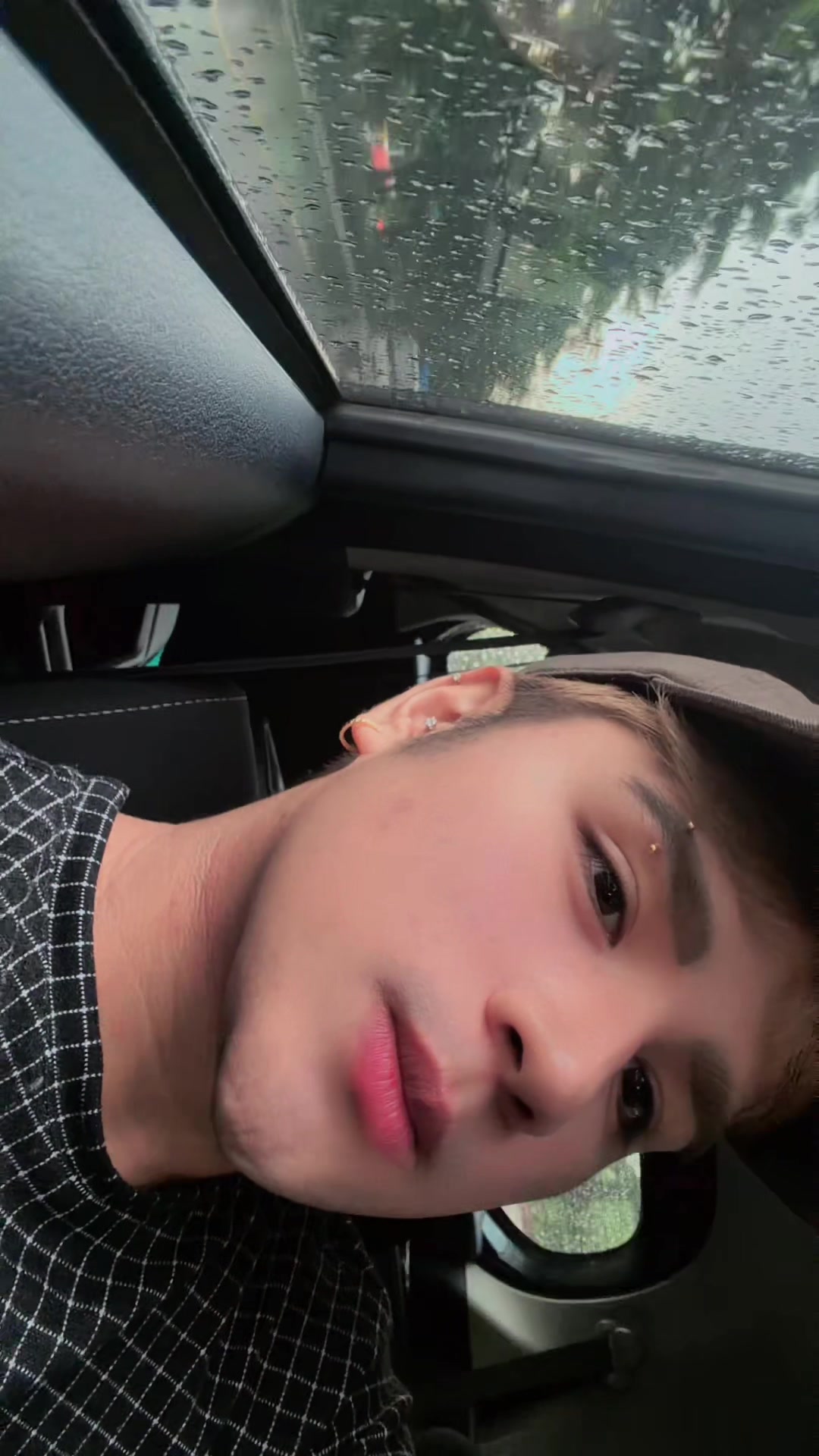 @Aaron Villanueva