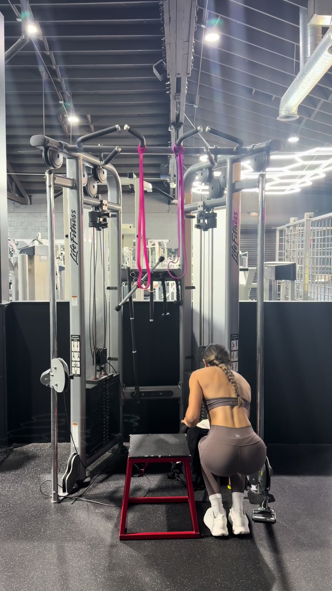 @aliyagibsonn