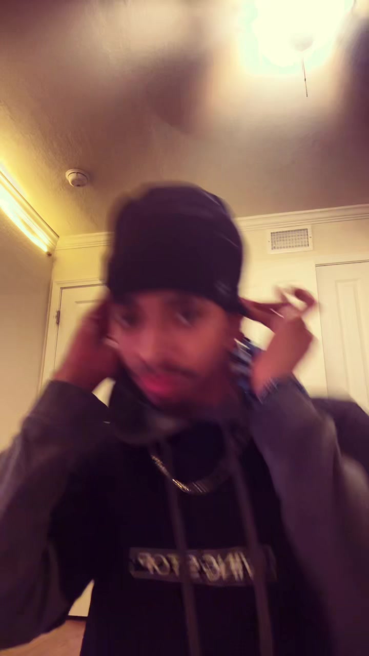 @Stossie