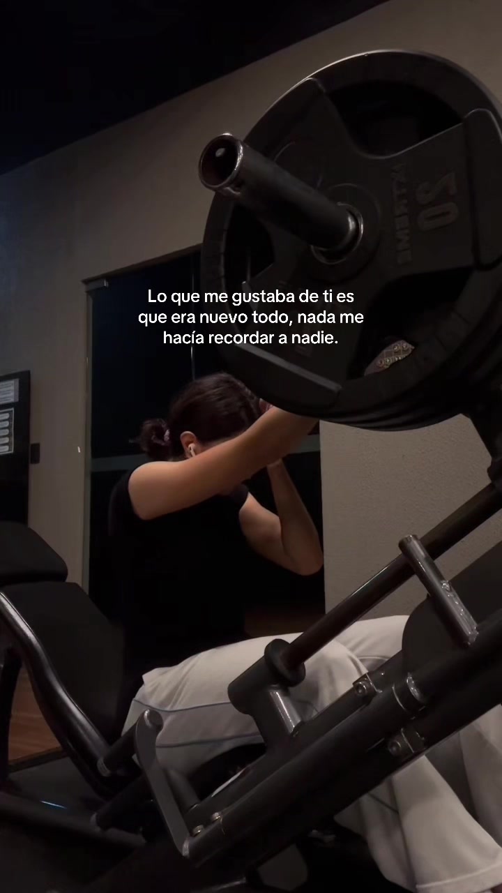 @Zurdita