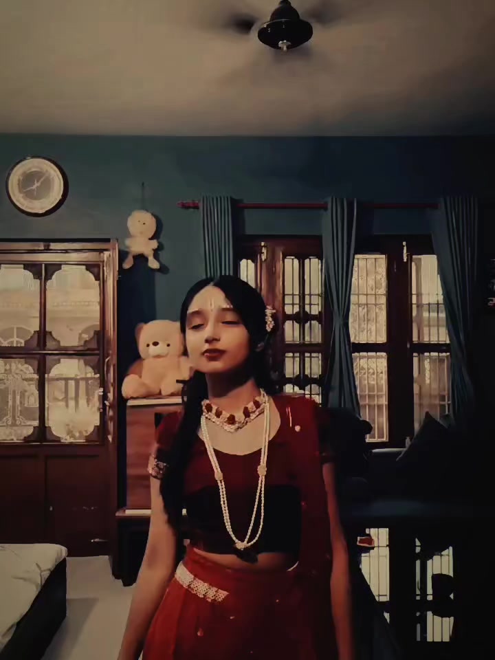 @𝒰𝓂𝒾𝓈𝒽𝒶🐚.