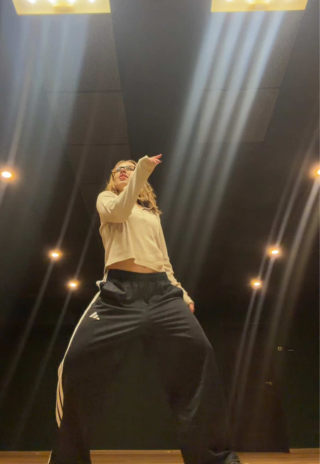 @Лера🦦