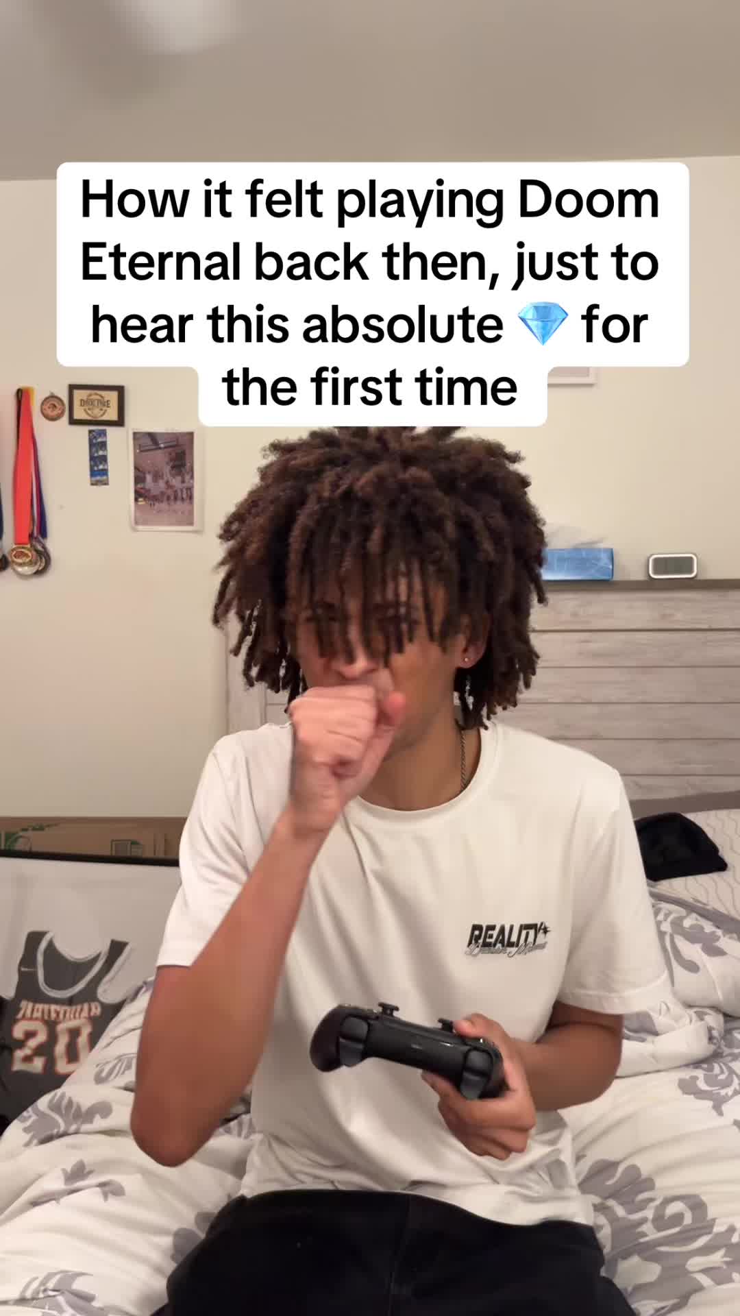 @ITZZ$kovie