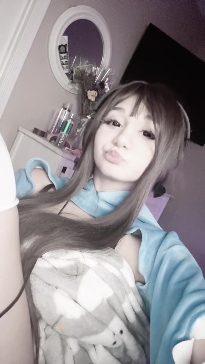 @itszcloex