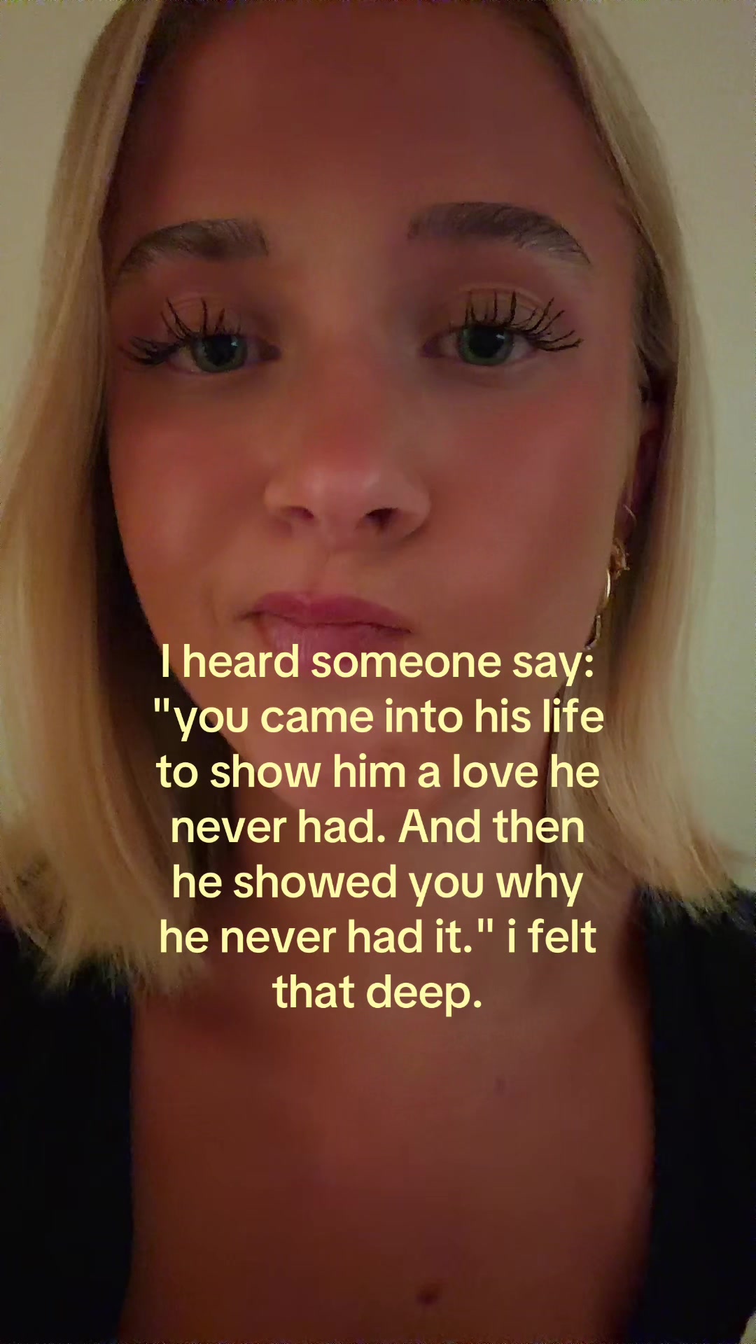 @theelliebarker
