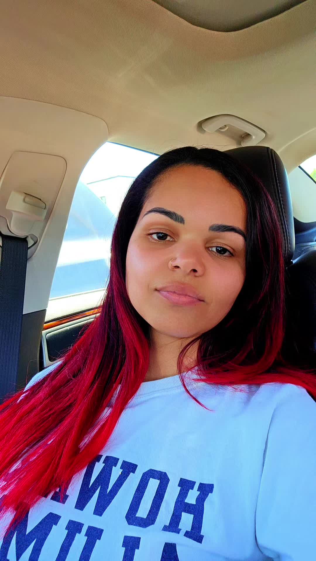 @Lezbpoly