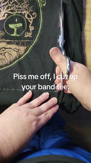 @Dee