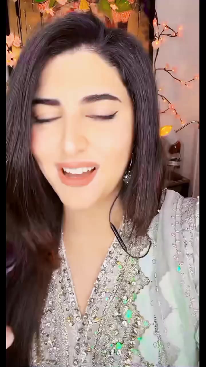 @SHEEZA 🍿💛
