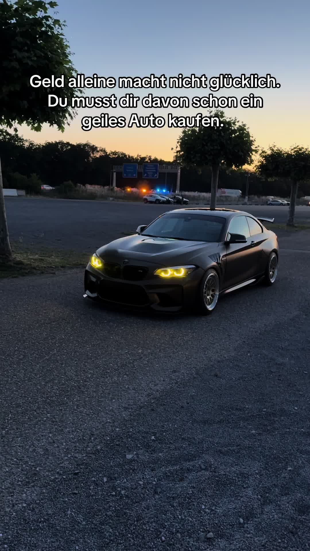 @M2_Dennis